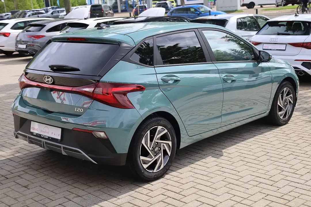 Hyundai i20 - Thumbnail 4