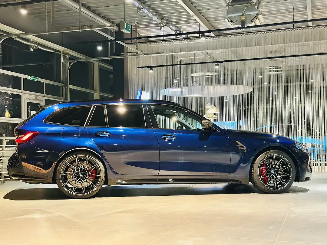 BMW M3 - Thumbnail 5