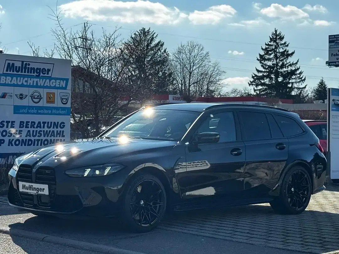 BMW M3 - Thumbnail 3