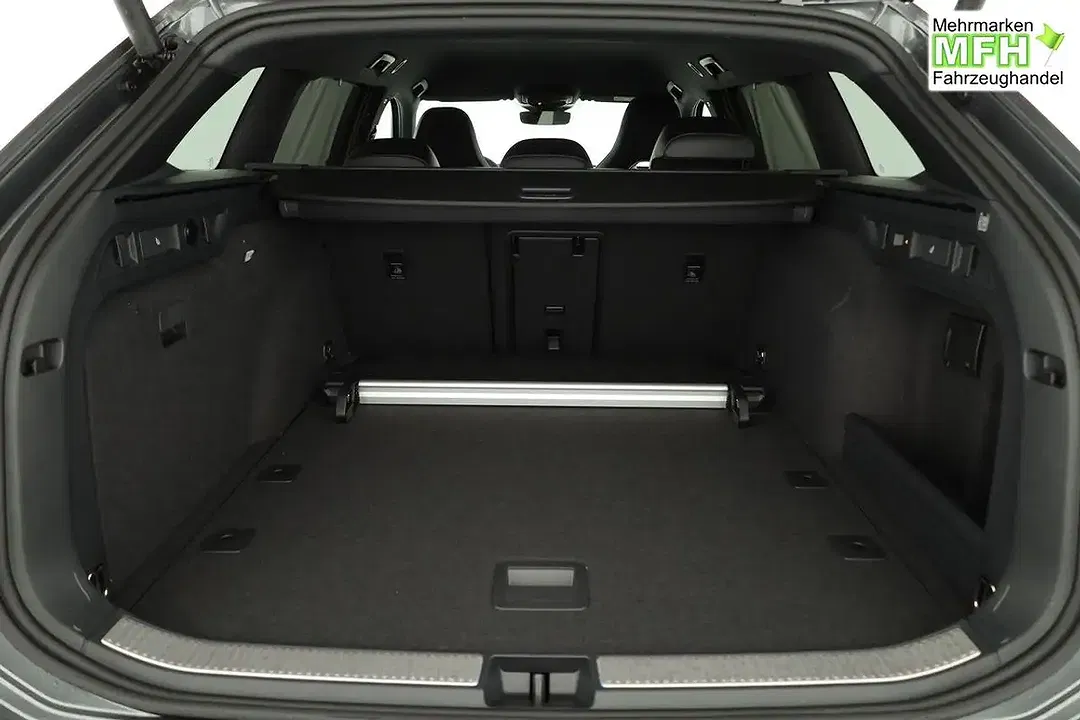 Volkswagen Passat Variant - Thumbnail 11