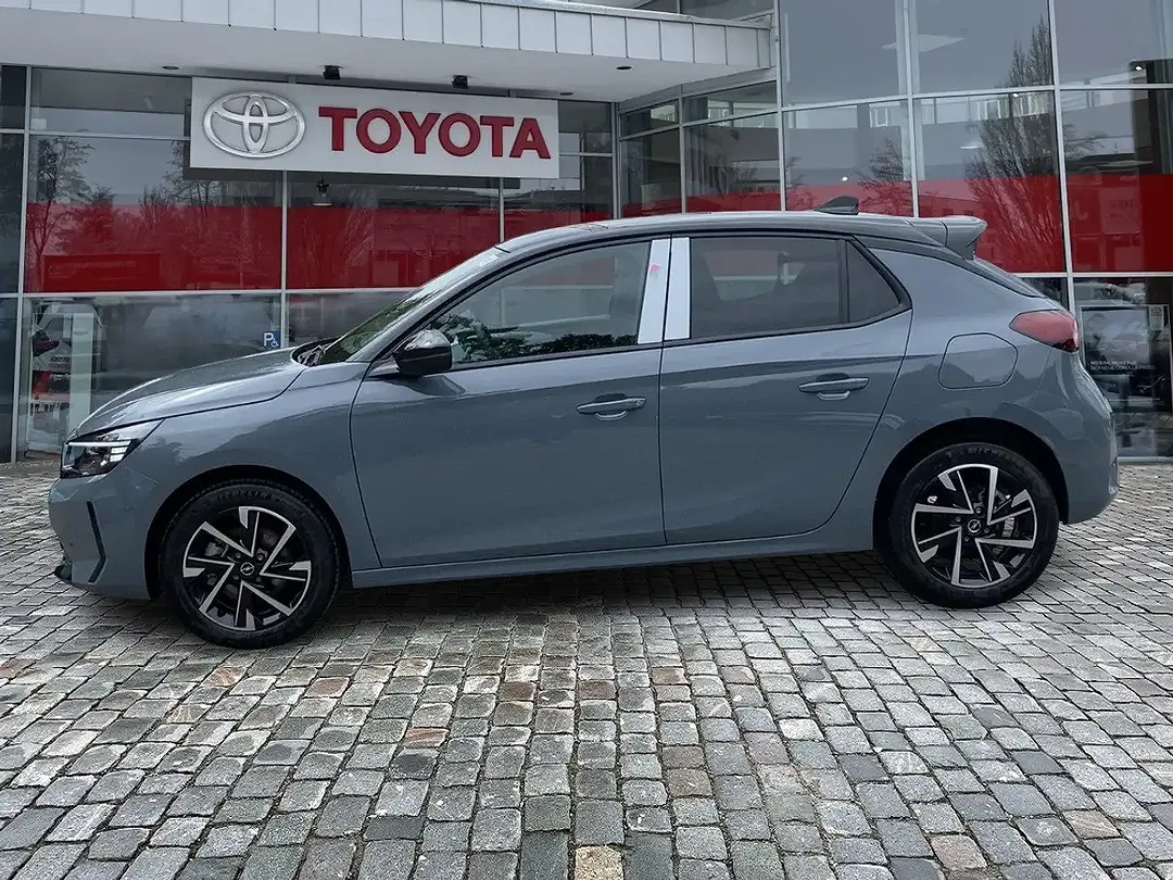 Opel Corsa - Thumbnail 2