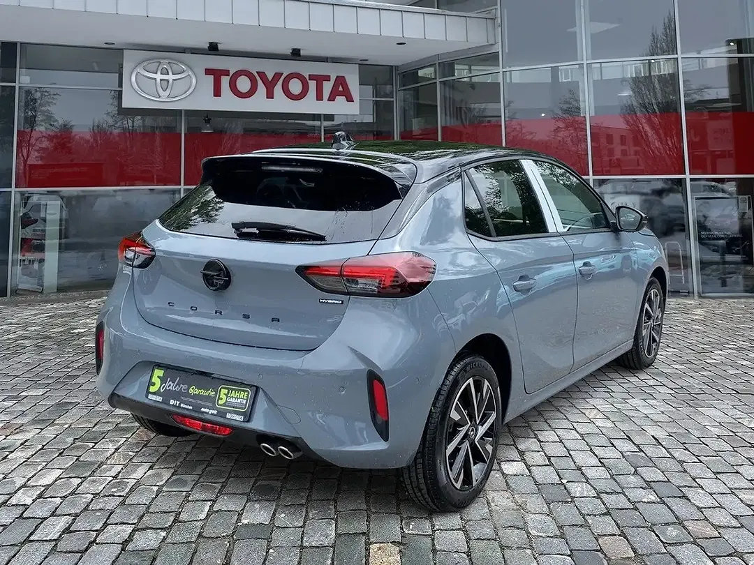 Opel Corsa - Thumbnail 4