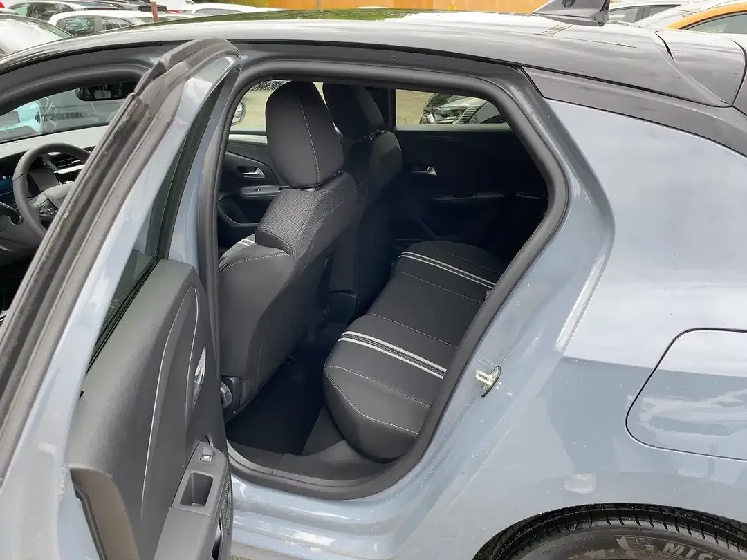 Opel Corsa - Thumbnail 9