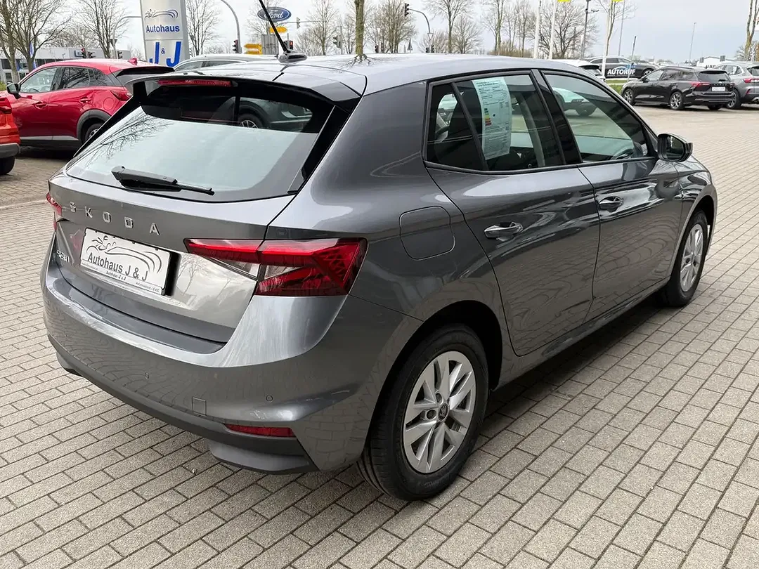 Skoda Fabia - Thumbnail 3