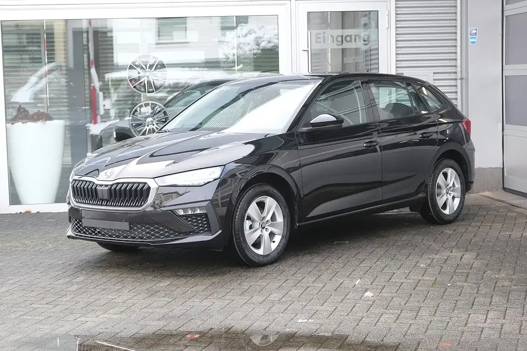 Skoda Scala - Thumbnail 1