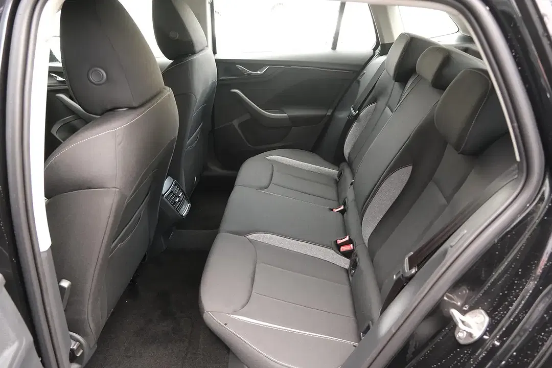 Skoda Scala - Thumbnail 9
