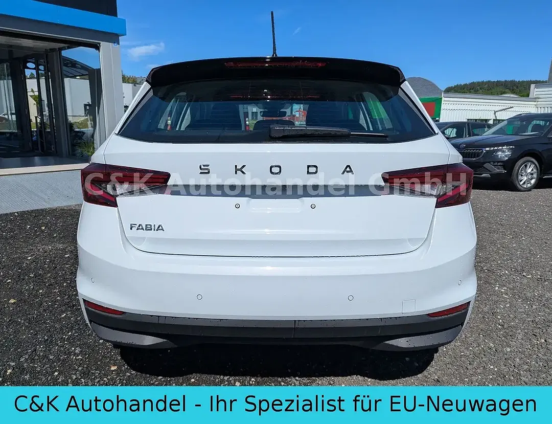 Skoda Fabia - Thumbnail 13