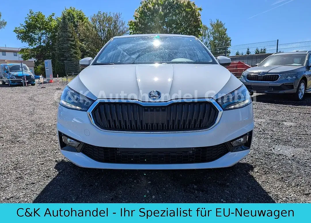 Skoda Fabia - Thumbnail 2