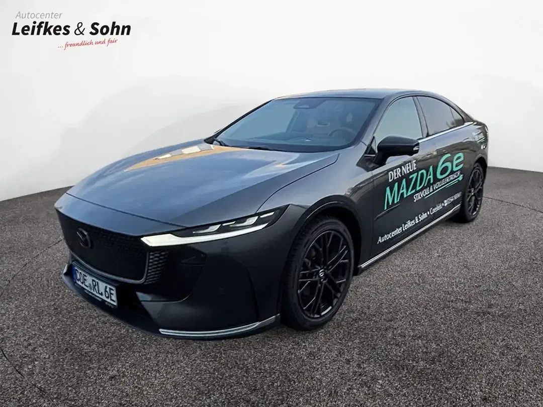 Mazda 6e - Thumbnail 1
