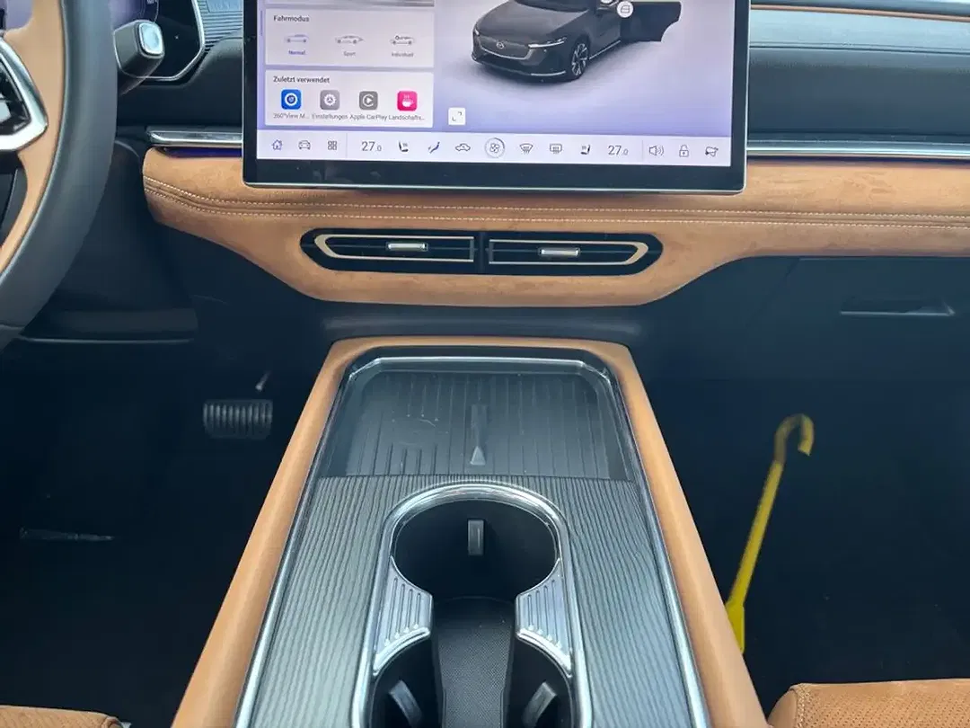 Mazda 6e - Thumbnail 7