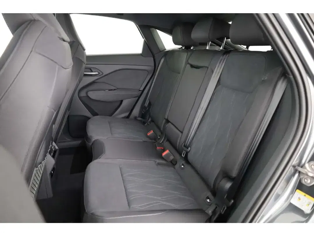 Audi Q3 - Thumbnail 10