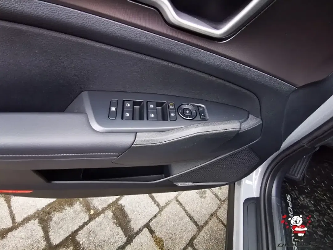 Kia Sportage - Thumbnail 13