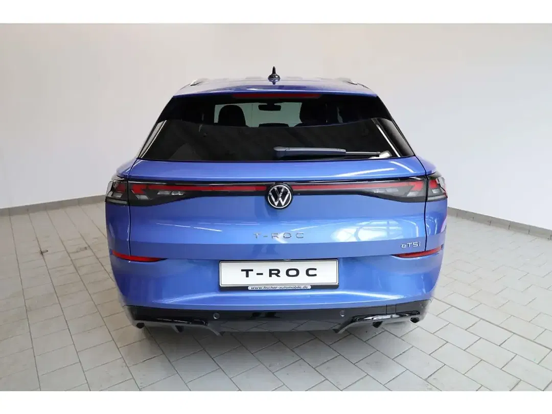 Volkswagen T-Roc - Thumbnail 4
