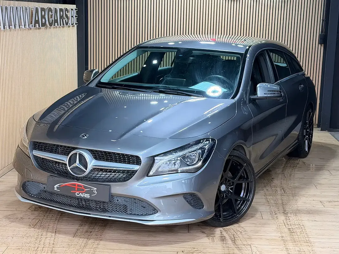 Mercedes-Benz CLA 180 - Thumbnail 2