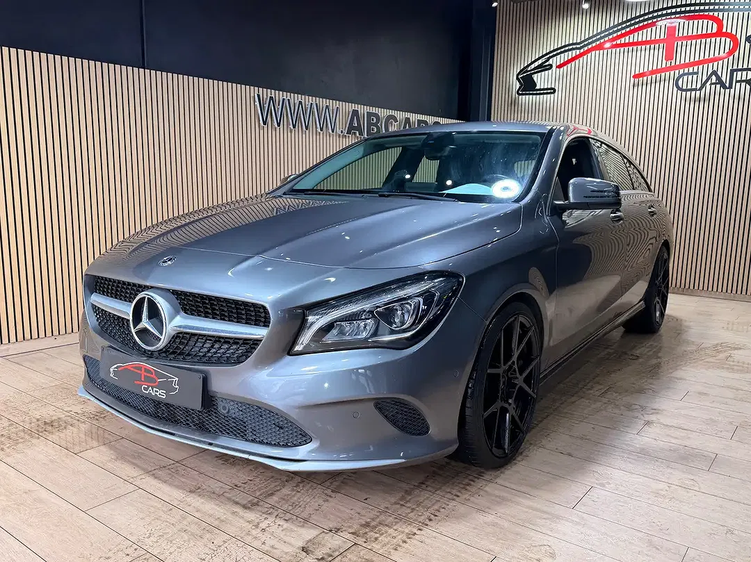 Mercedes-Benz CLA 180 - Thumbnail 6