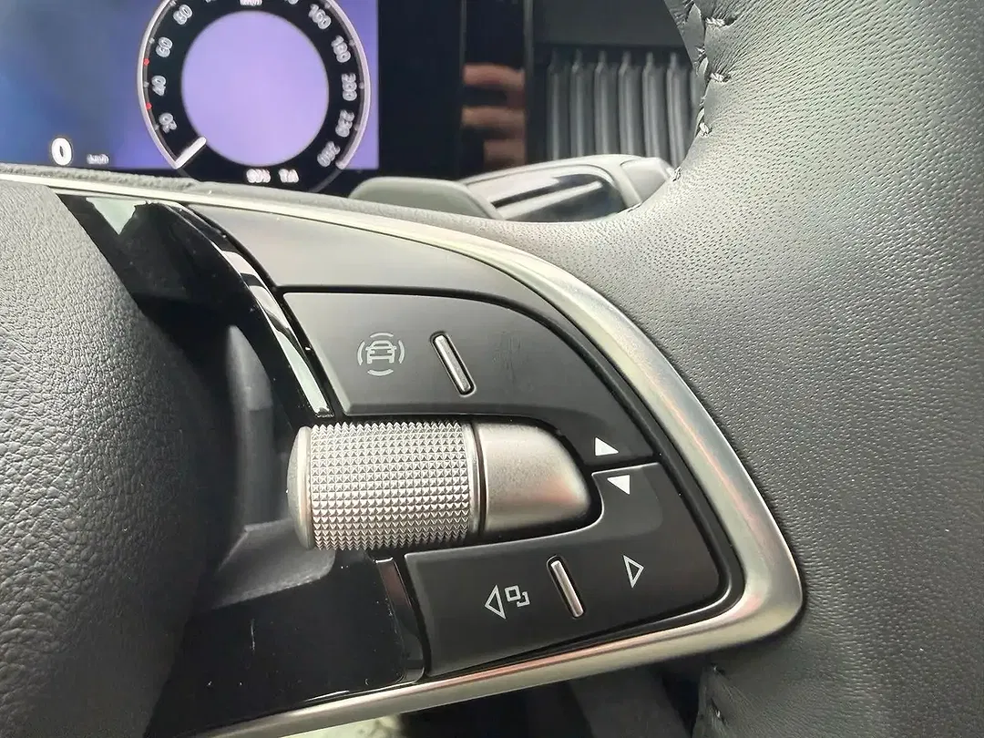 Skoda Superb - Thumbnail 18