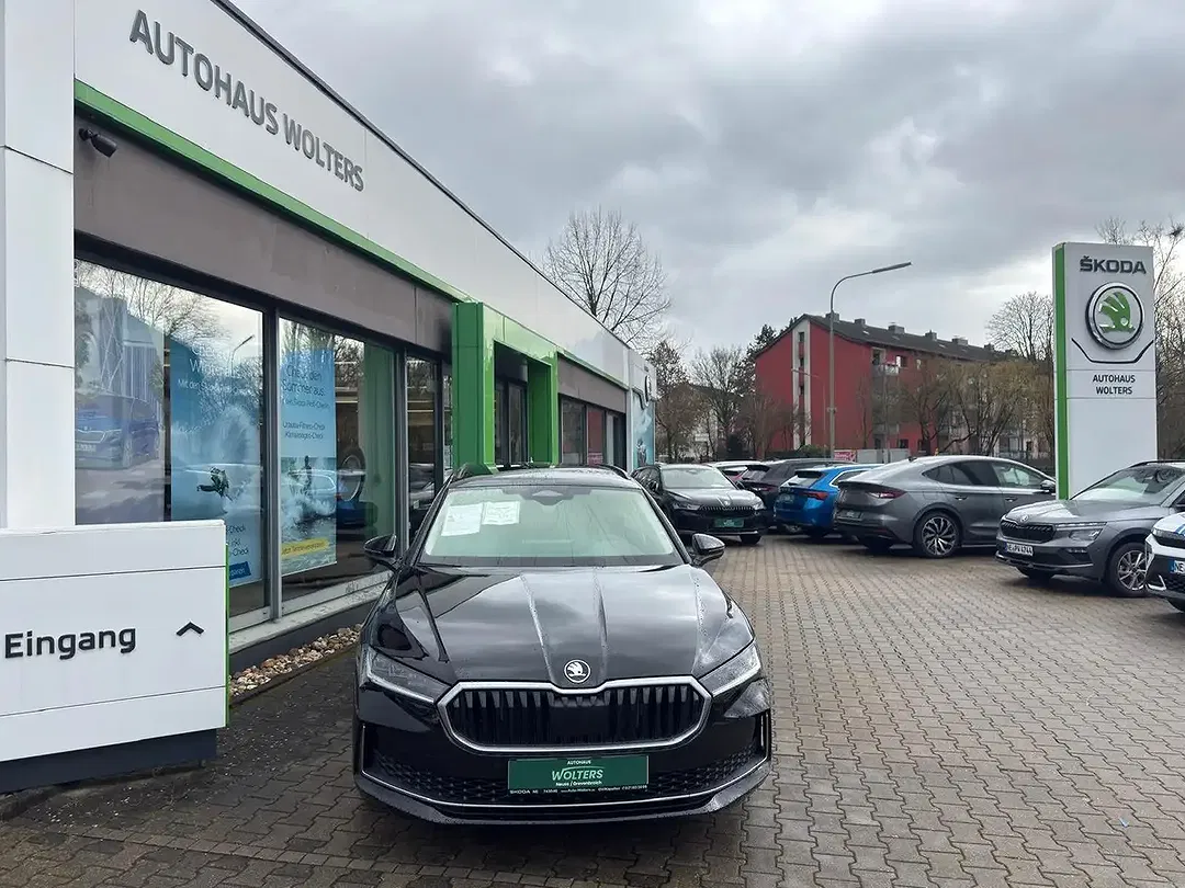 Skoda Superb - Thumbnail 2