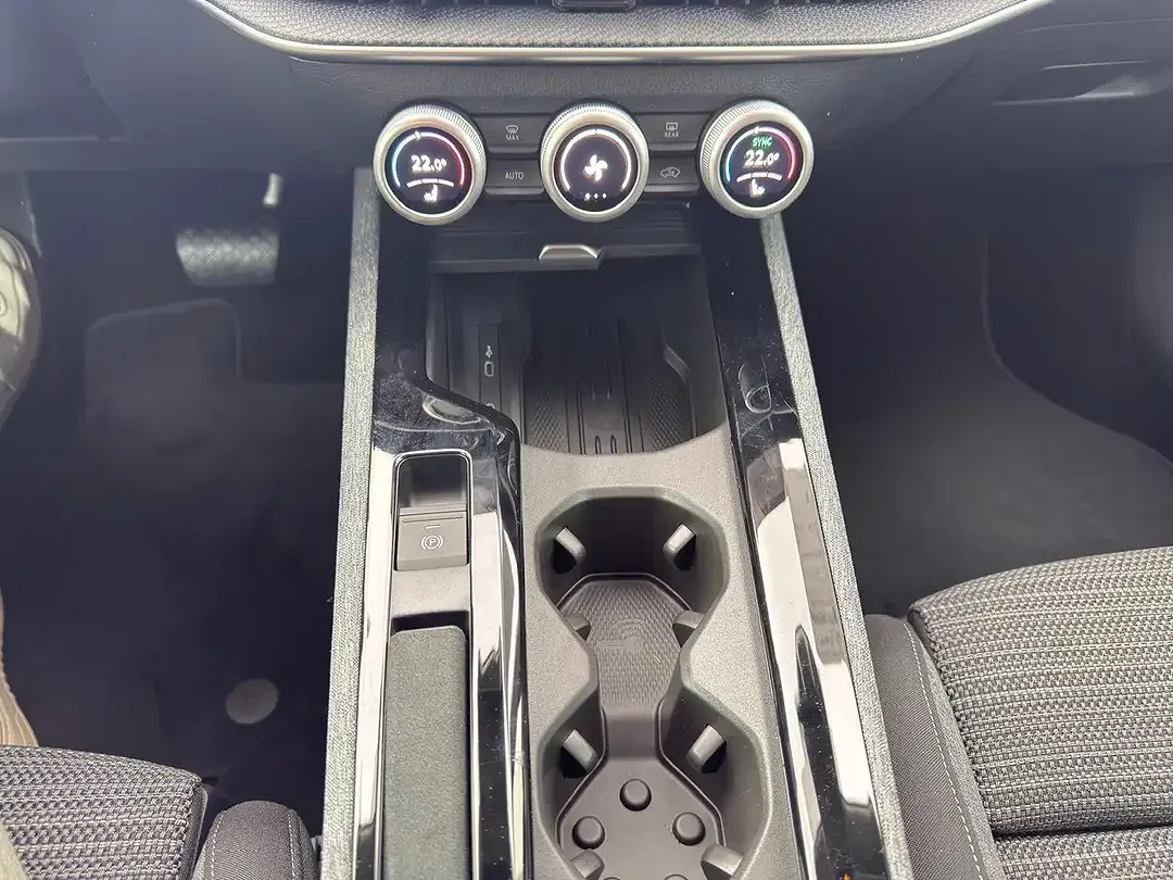 Skoda Superb - Thumbnail 21