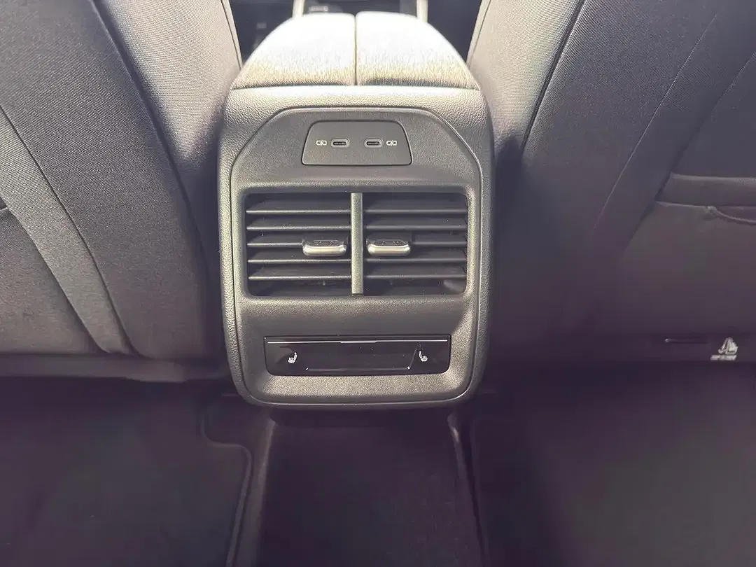 Skoda Superb - Thumbnail 23
