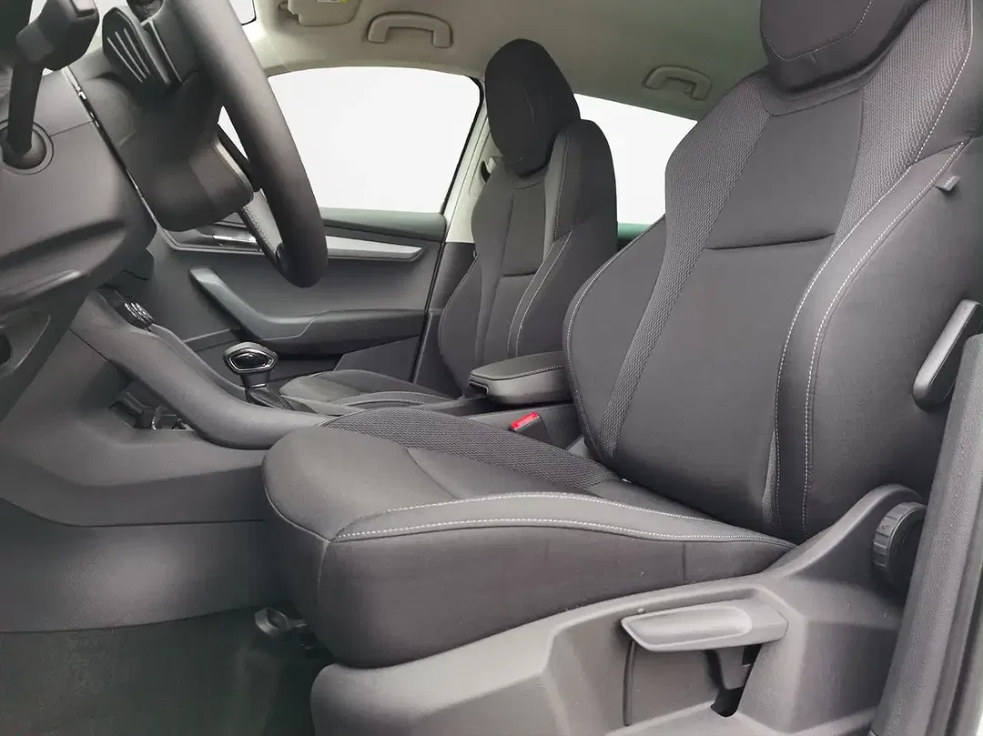 Skoda Karoq - Thumbnail 7