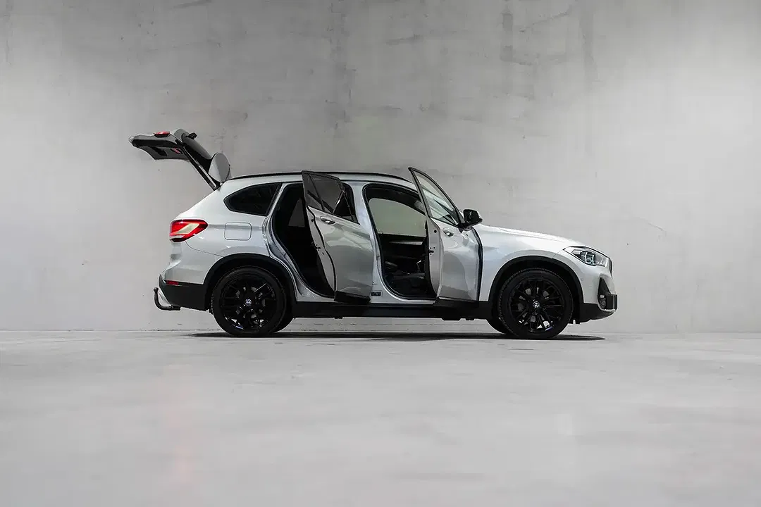 BMW X1 - Thumbnail 6