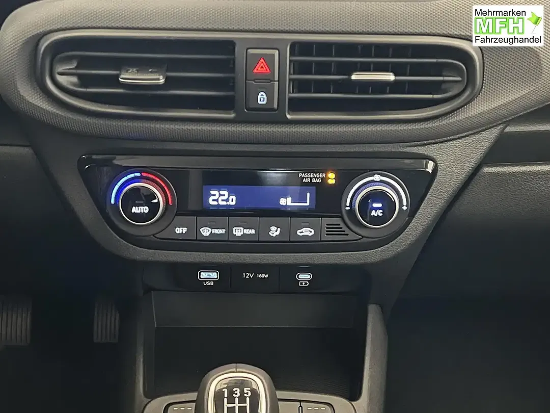 Hyundai i10 - Thumbnail 12