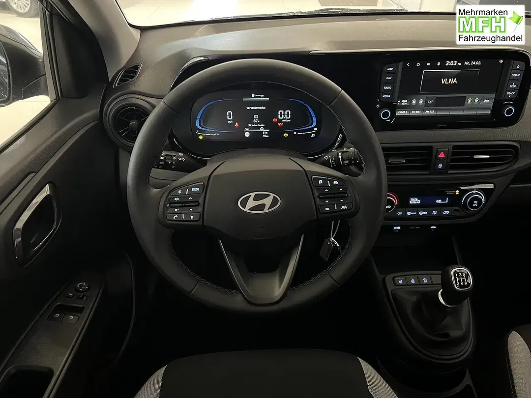 Hyundai i10 - Thumbnail 13