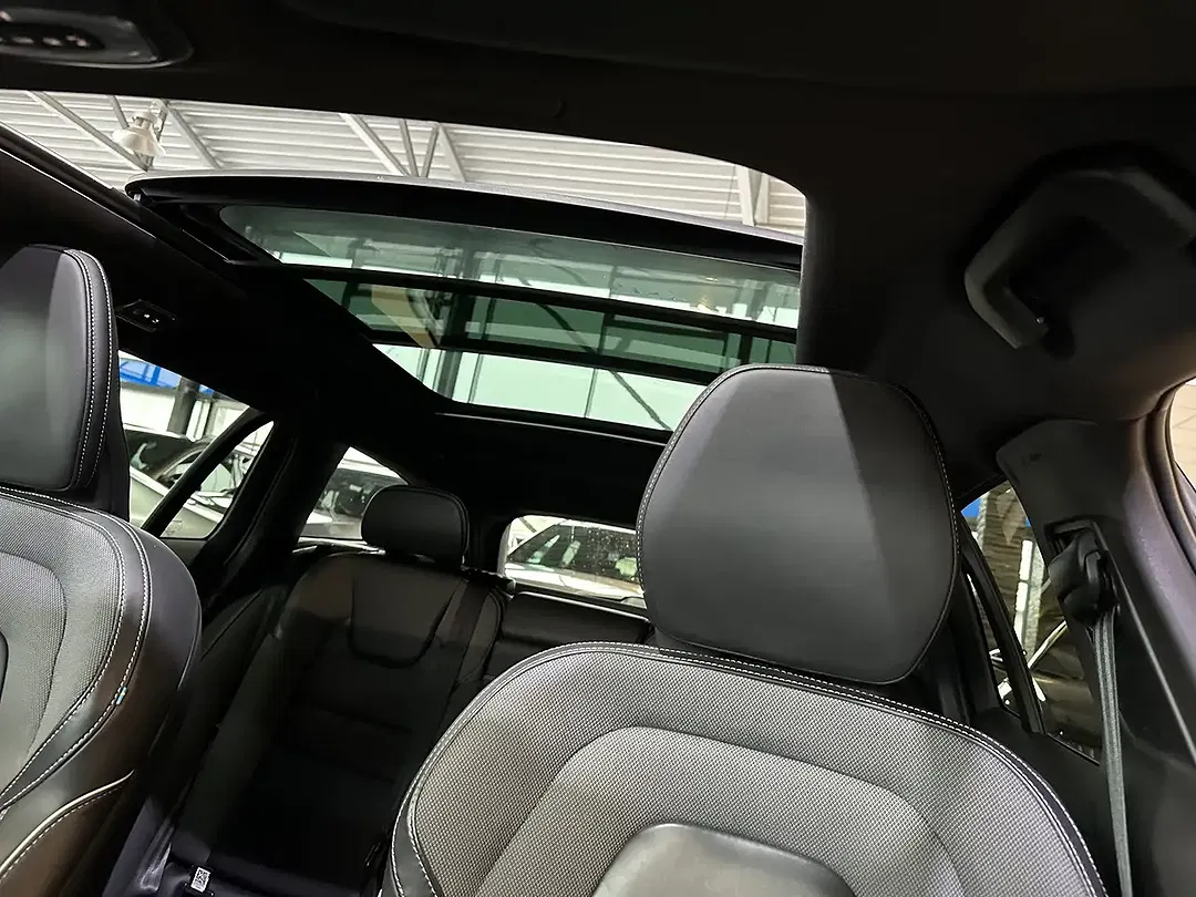 Volvo V60 - Thumbnail 13