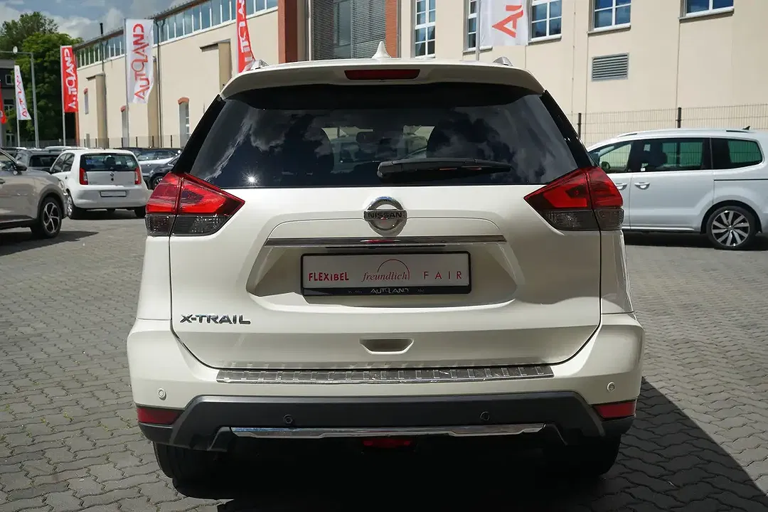 Nissan X-Trail - Thumbnail 4