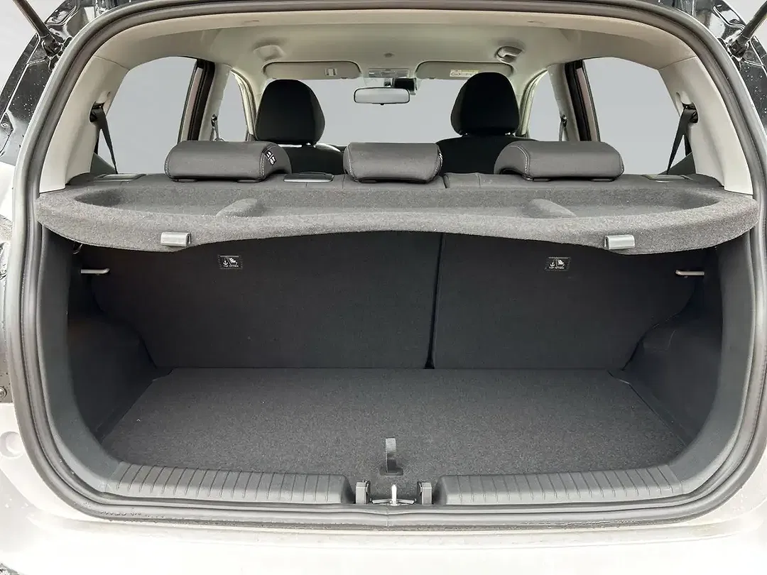 Hyundai i10 - Thumbnail 6