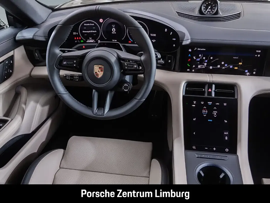 Porsche Taycan - Thumbnail 14