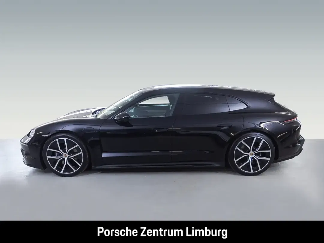 Porsche Taycan - Thumbnail 2