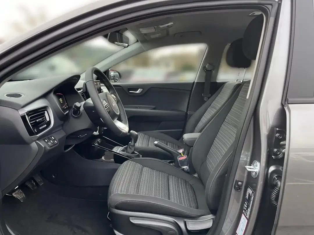 Kia Stonic - Thumbnail 7