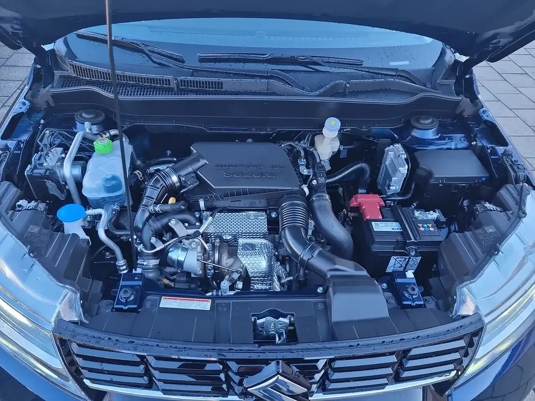 Suzuki Vitara - Thumbnail 12