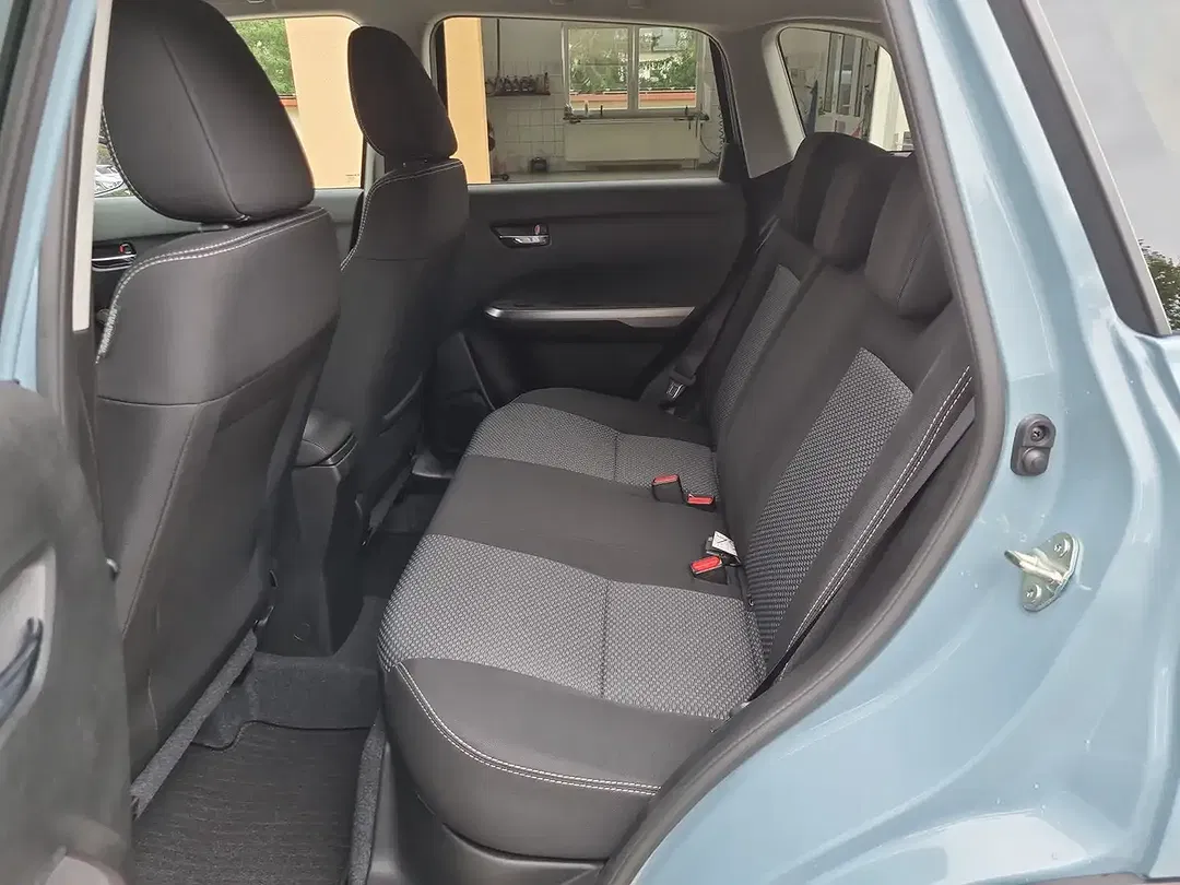 Suzuki Vitara - Thumbnail 15