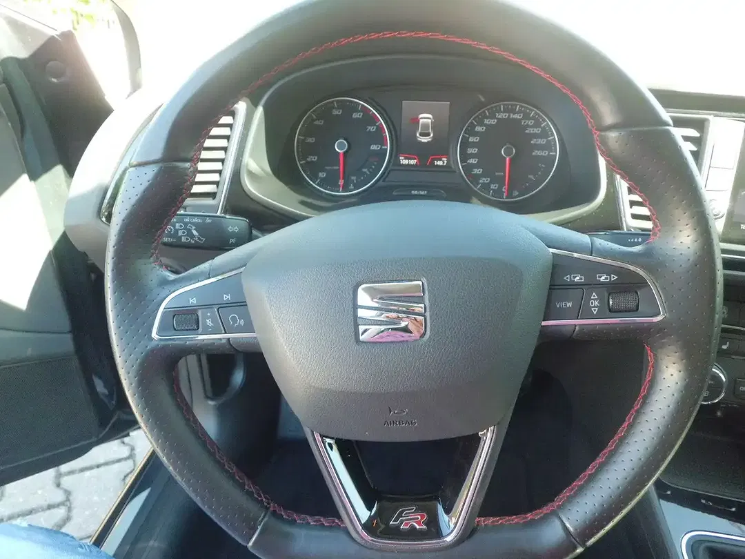 SEAT Leon - Thumbnail 8