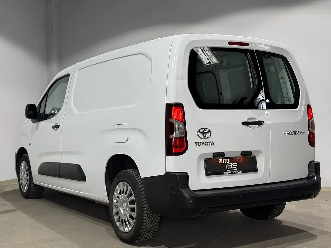 Toyota Proace City - Thumbnail 5