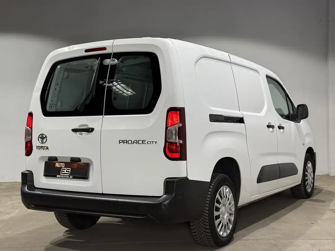 Toyota Proace City - Thumbnail 7