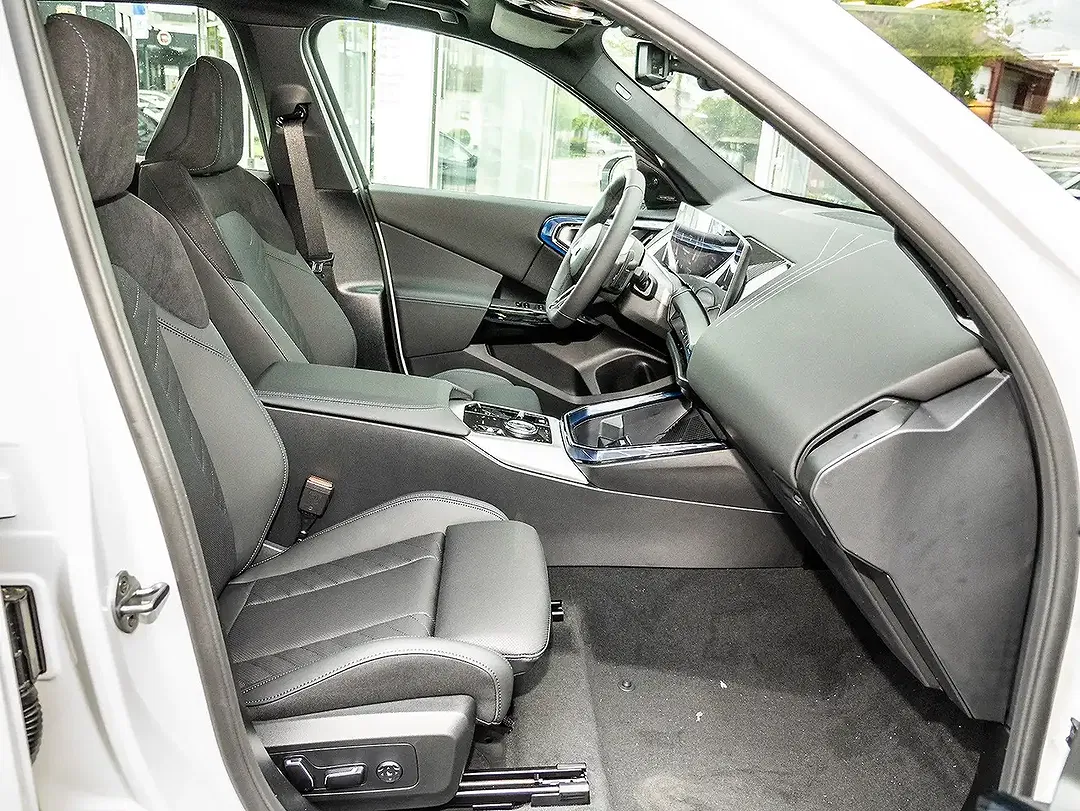 BMW X3 - Thumbnail 4