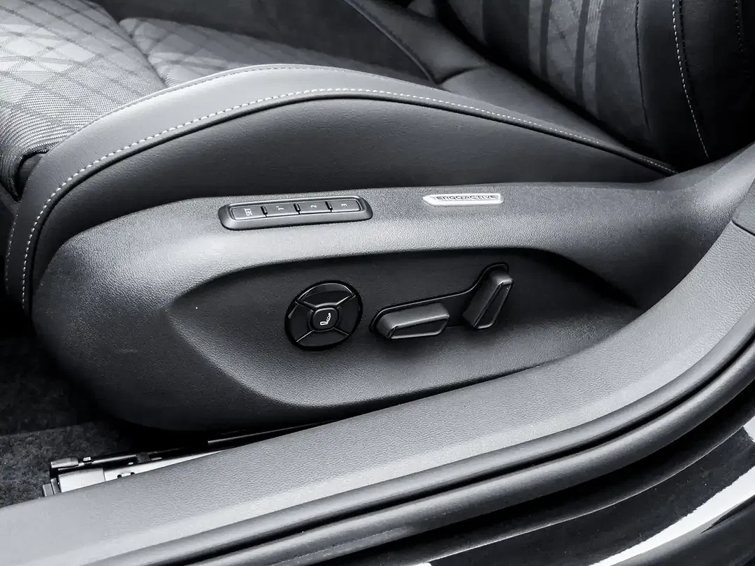 Volkswagen Passat Variant - Thumbnail 11