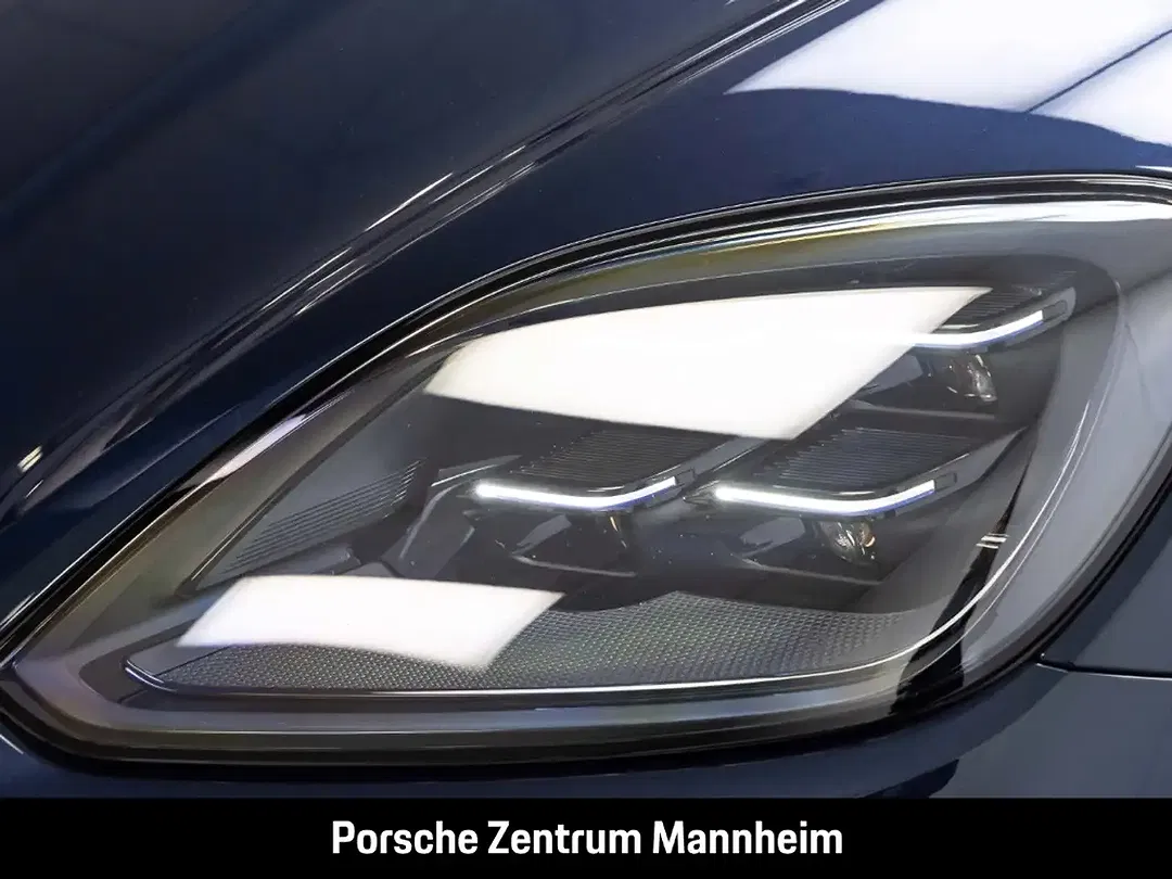 Porsche Cayenne - Thumbnail 13