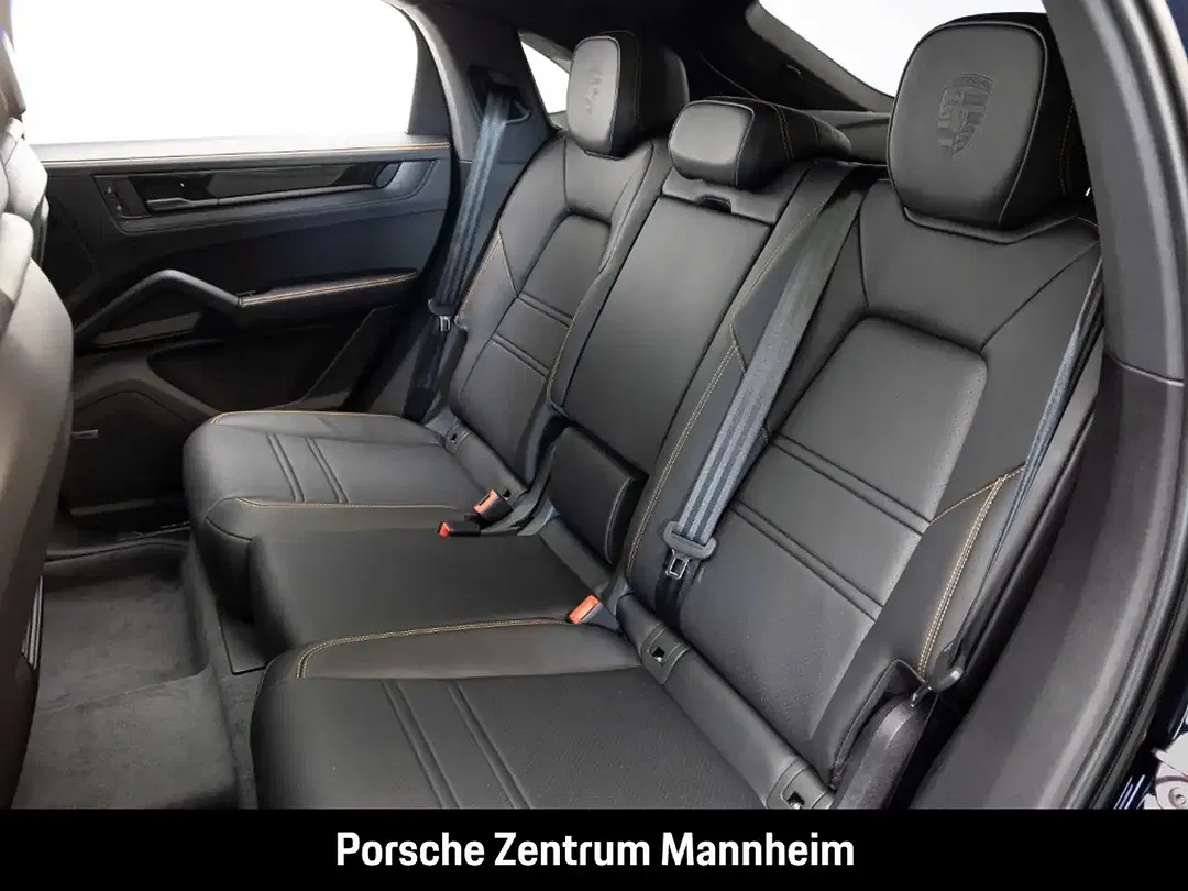 Porsche Cayenne - Thumbnail 14