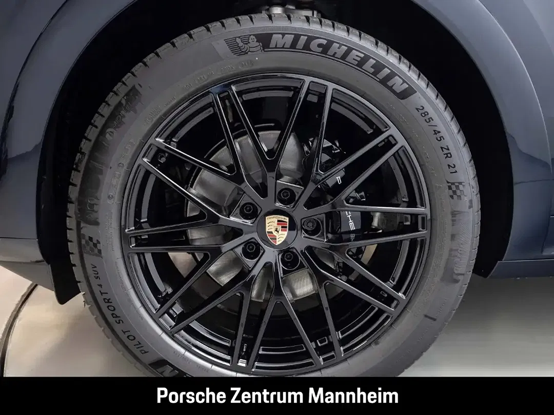 Porsche Cayenne - Thumbnail 8