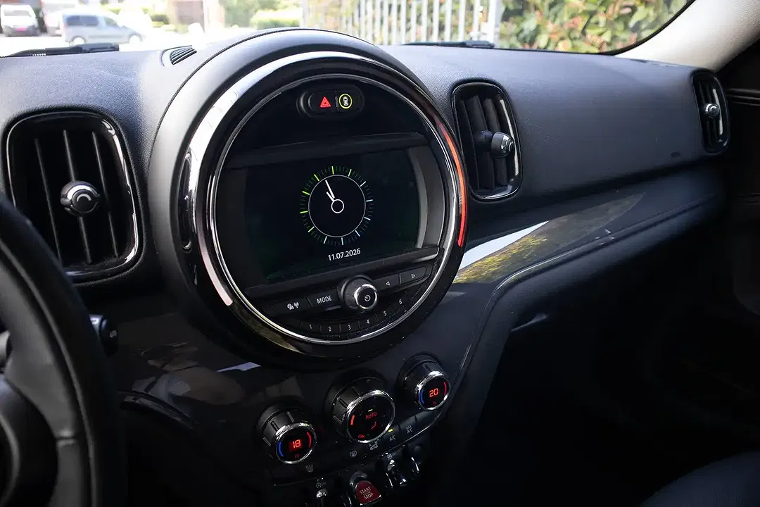 MINI Cooper Countryman - Thumbnail 13