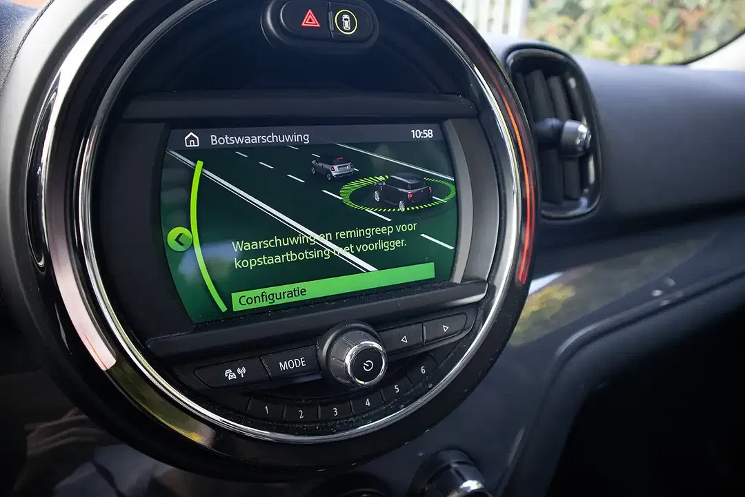 MINI Cooper Countryman - Thumbnail 15