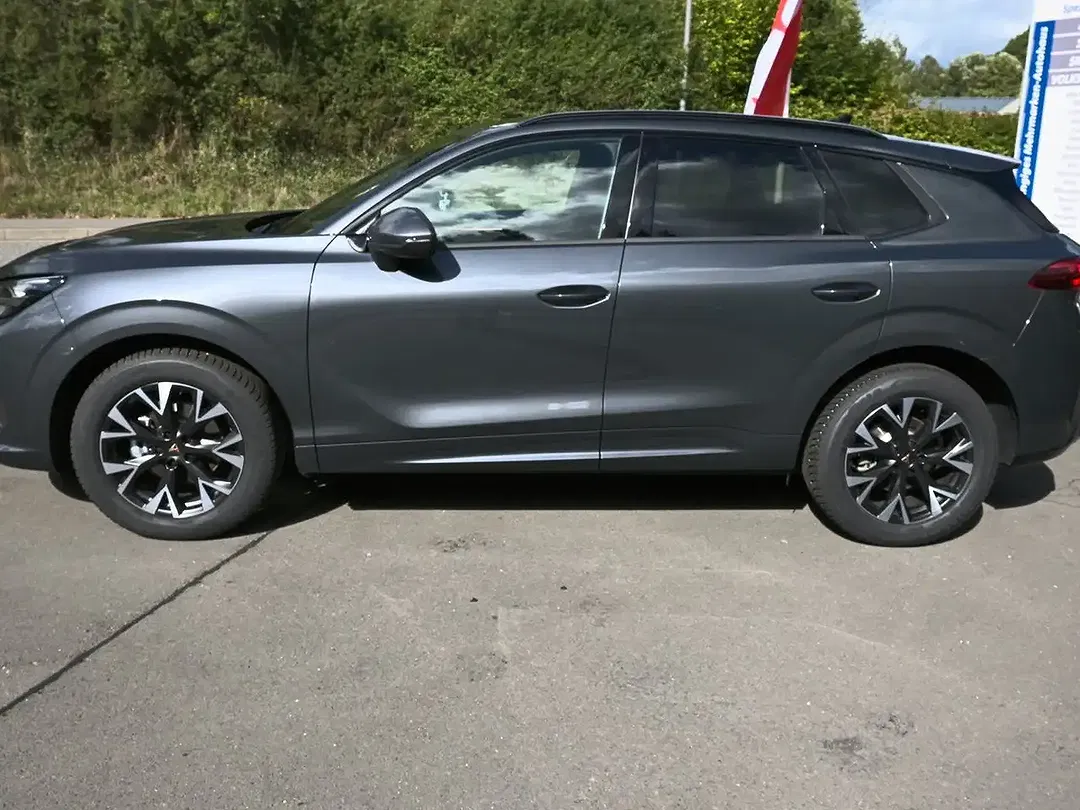 CUPRA Terramar - Thumbnail 2