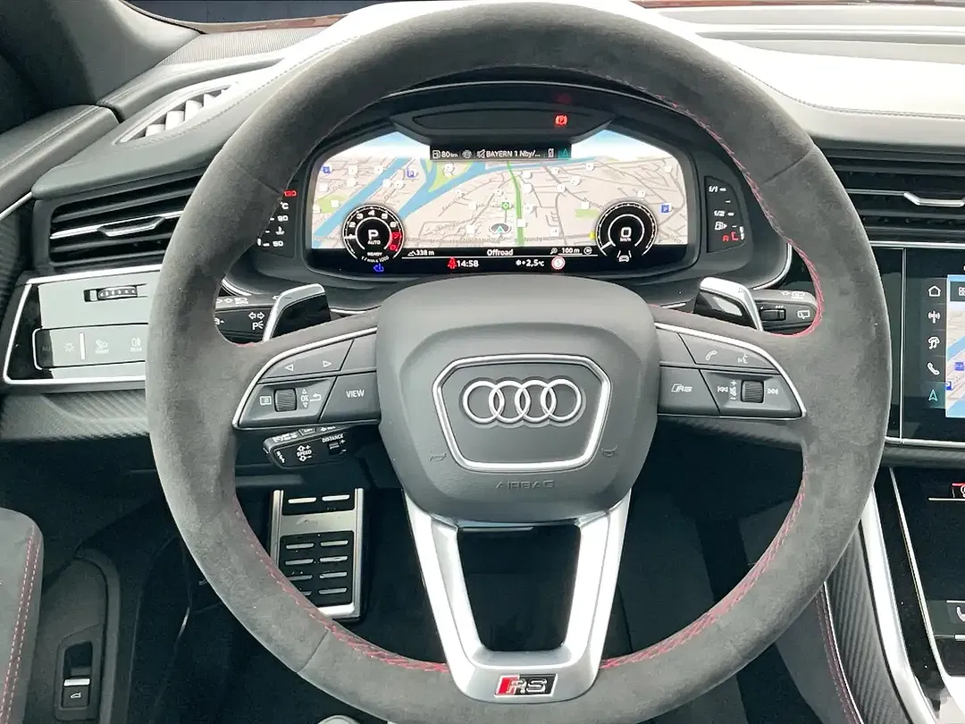 Audi RS Q8 - Thumbnail 10