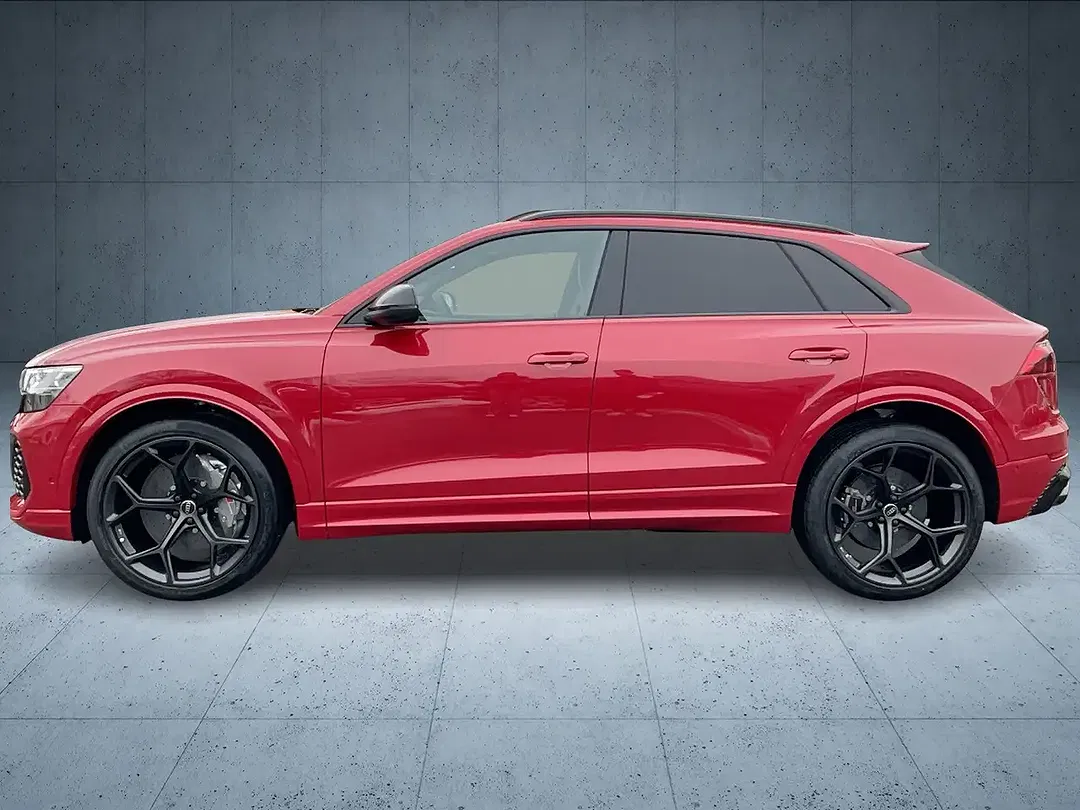 Audi RS Q8 - Thumbnail 3
