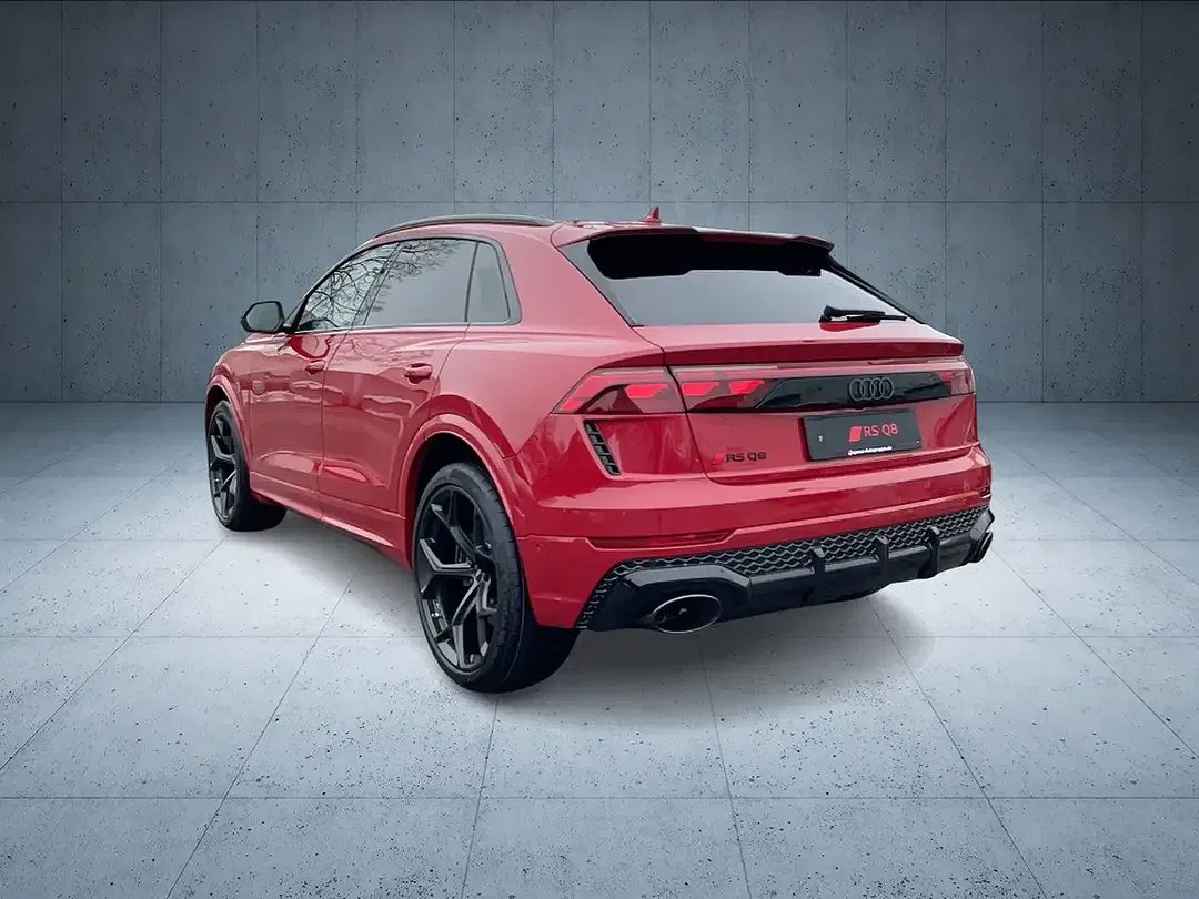 Audi RS Q8 - Thumbnail 4