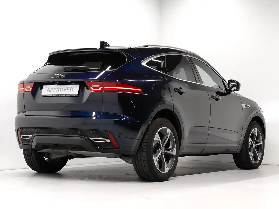 Jaguar E-Pace - Thumbnail 4